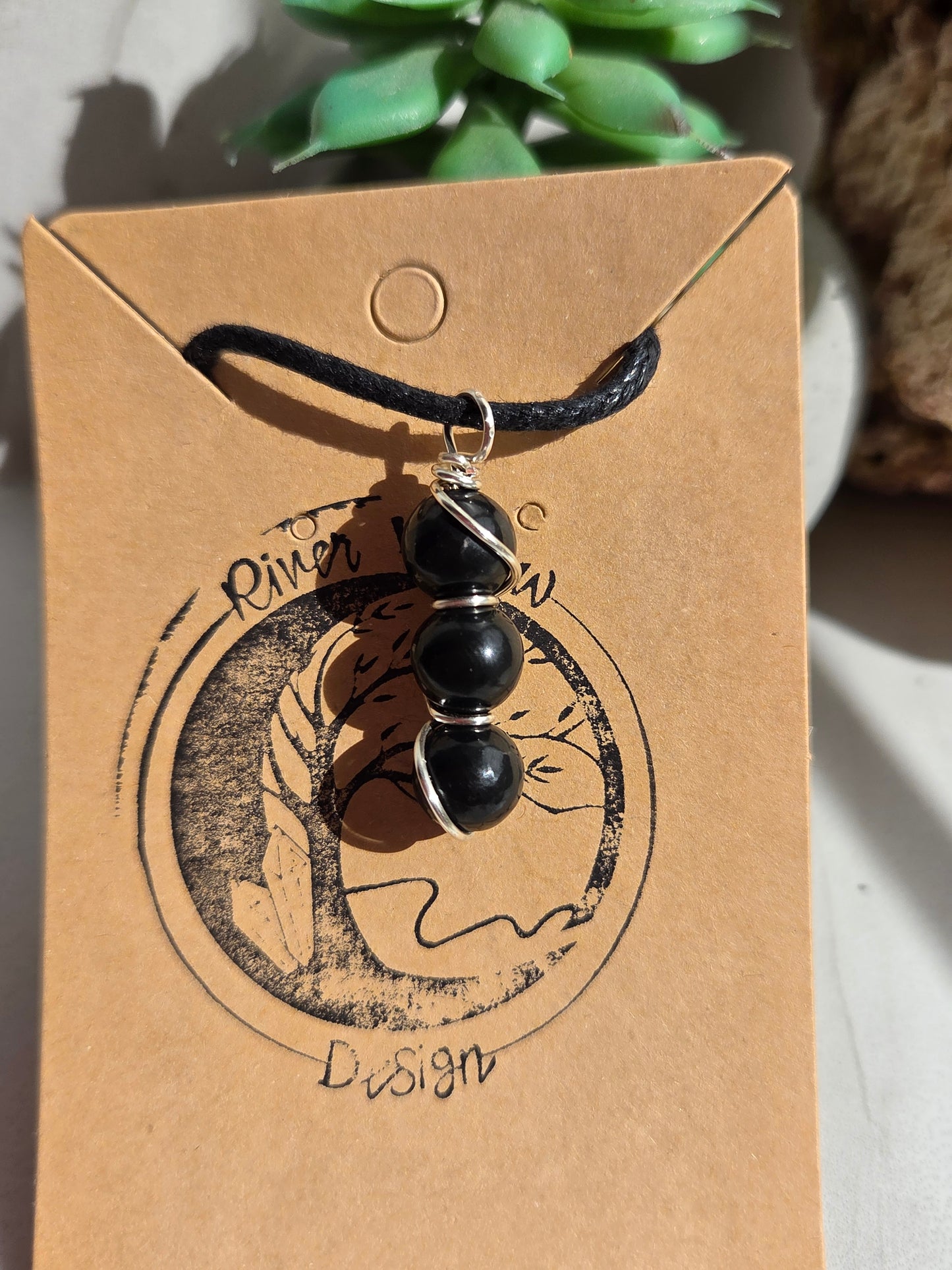 3 Beaded Shungite Necklace ⚫️