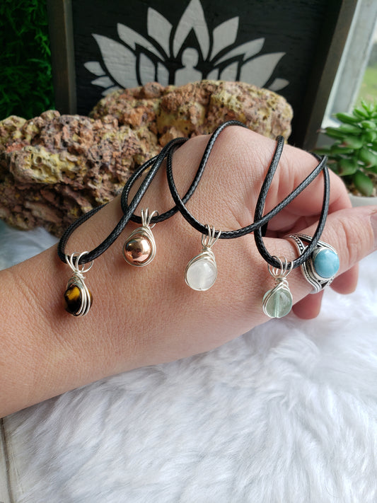 MYSTERY Mini Necklaces