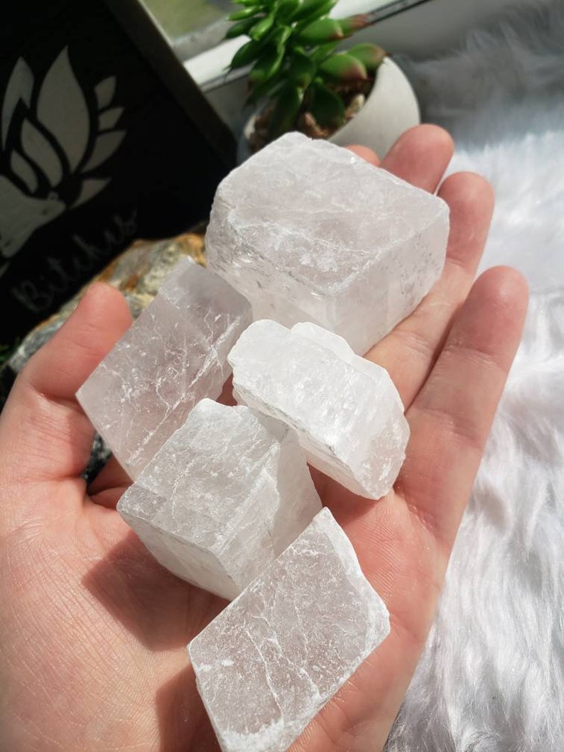 Raw White Calcite