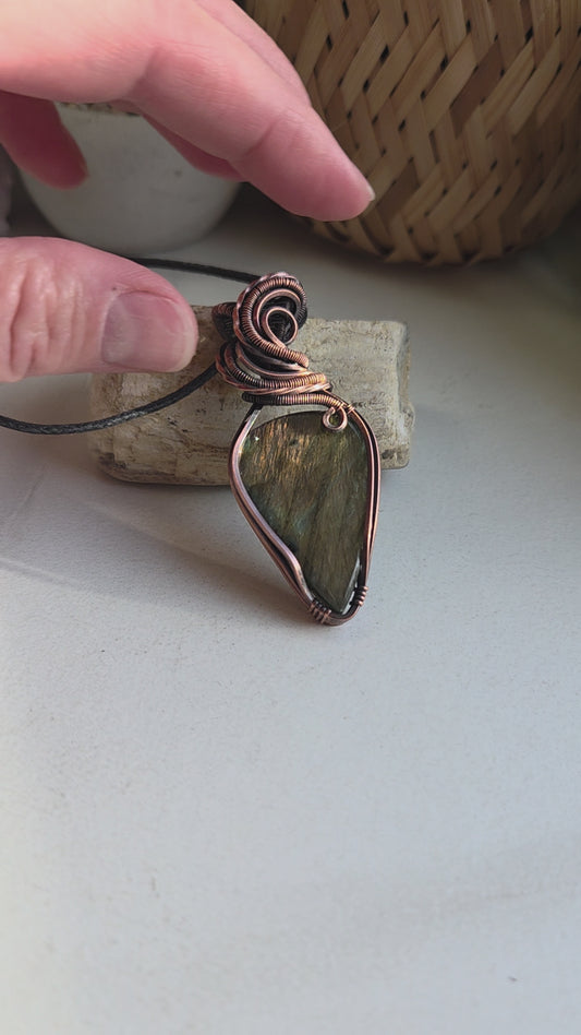 Purple Labradorite Necklace 💜