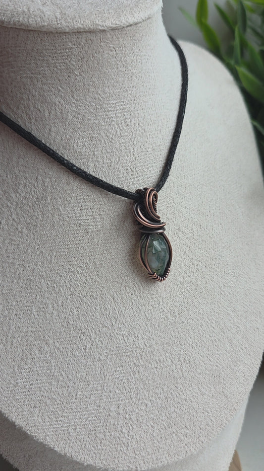 Mosslight Charm Necklace 🪴 Moss Agate