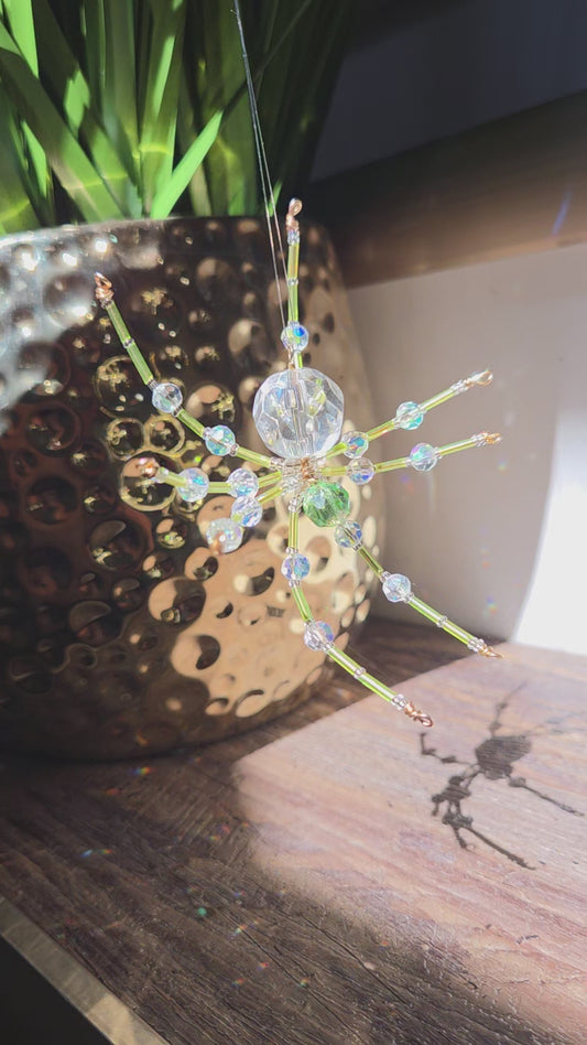 Beaded Sparkle Spider 💚 Light Green