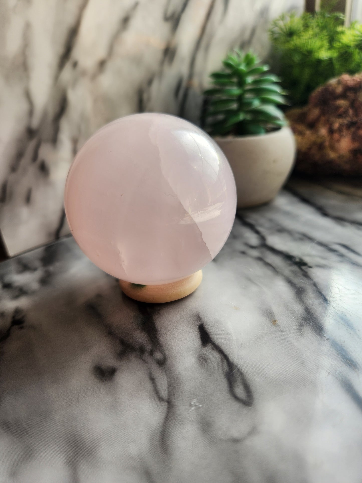 Mangano Calcite Sphere A