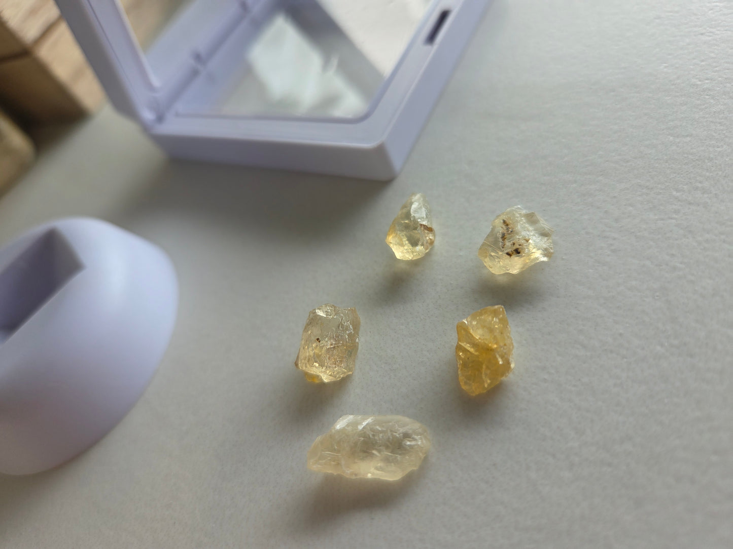 Golden Sunstone Rough ☀️