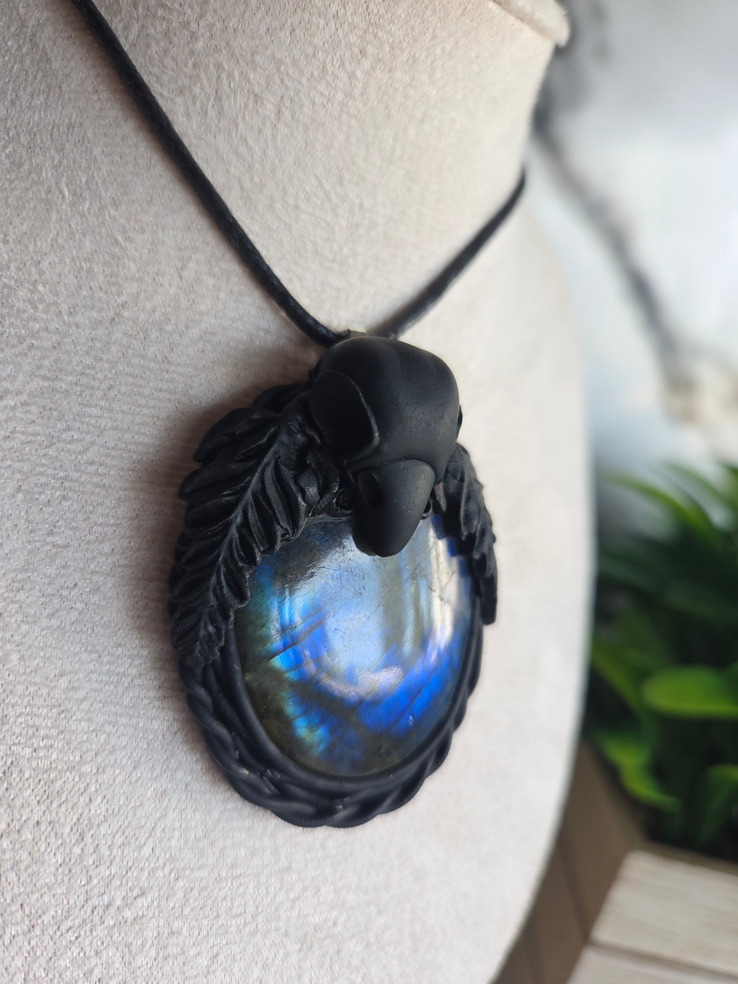 Raven's Moon Labradorite Necklace 🐦‍⬛🌕
