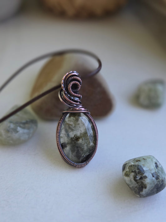 Forest Dreamer Necklace 💚 Prehnite