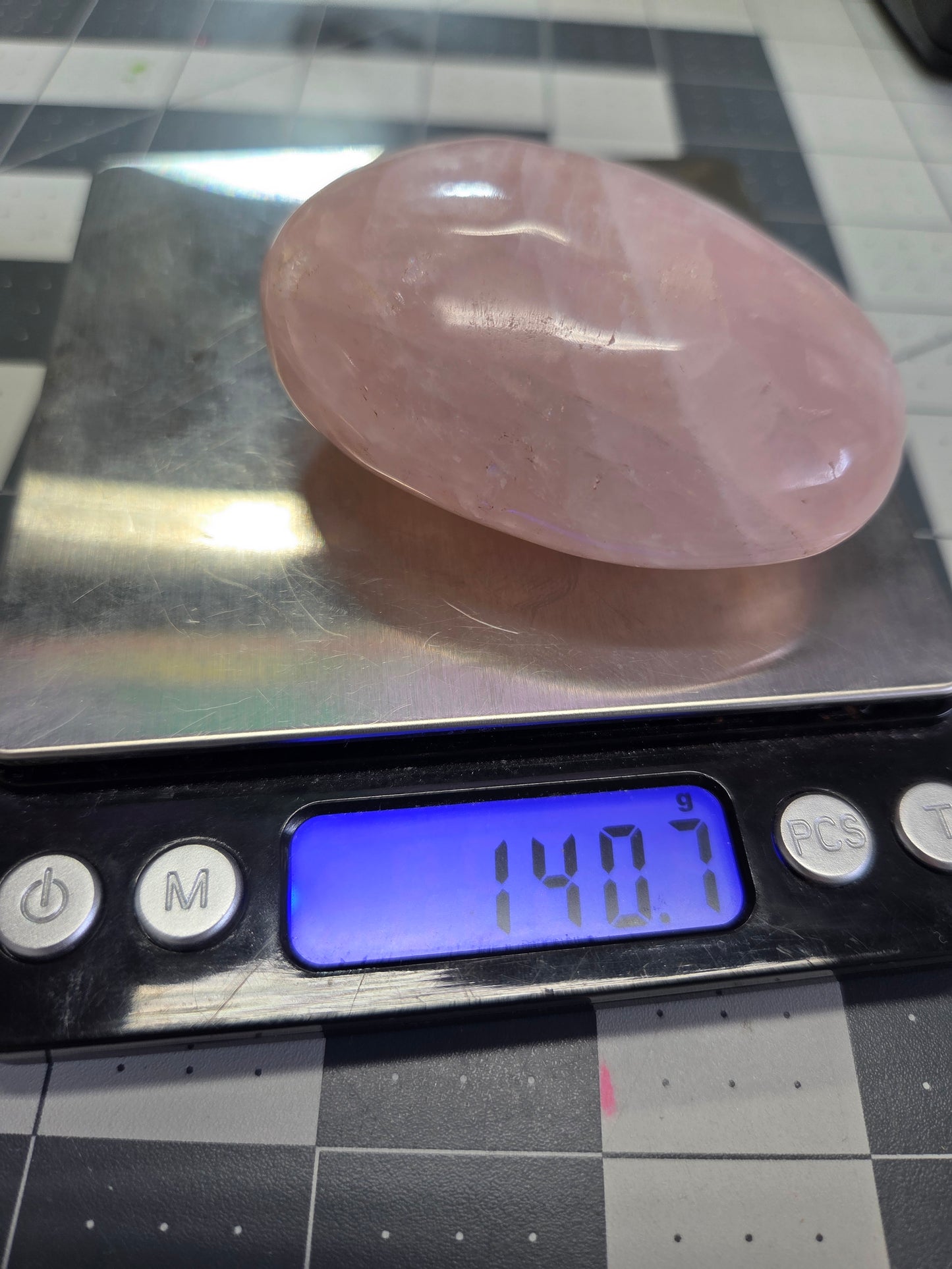 Rose Quartz Palm Stone 🌹