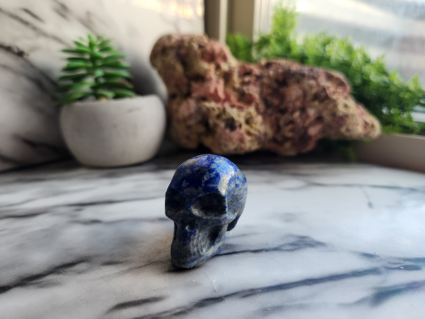 Lapislazuli Skull Carving