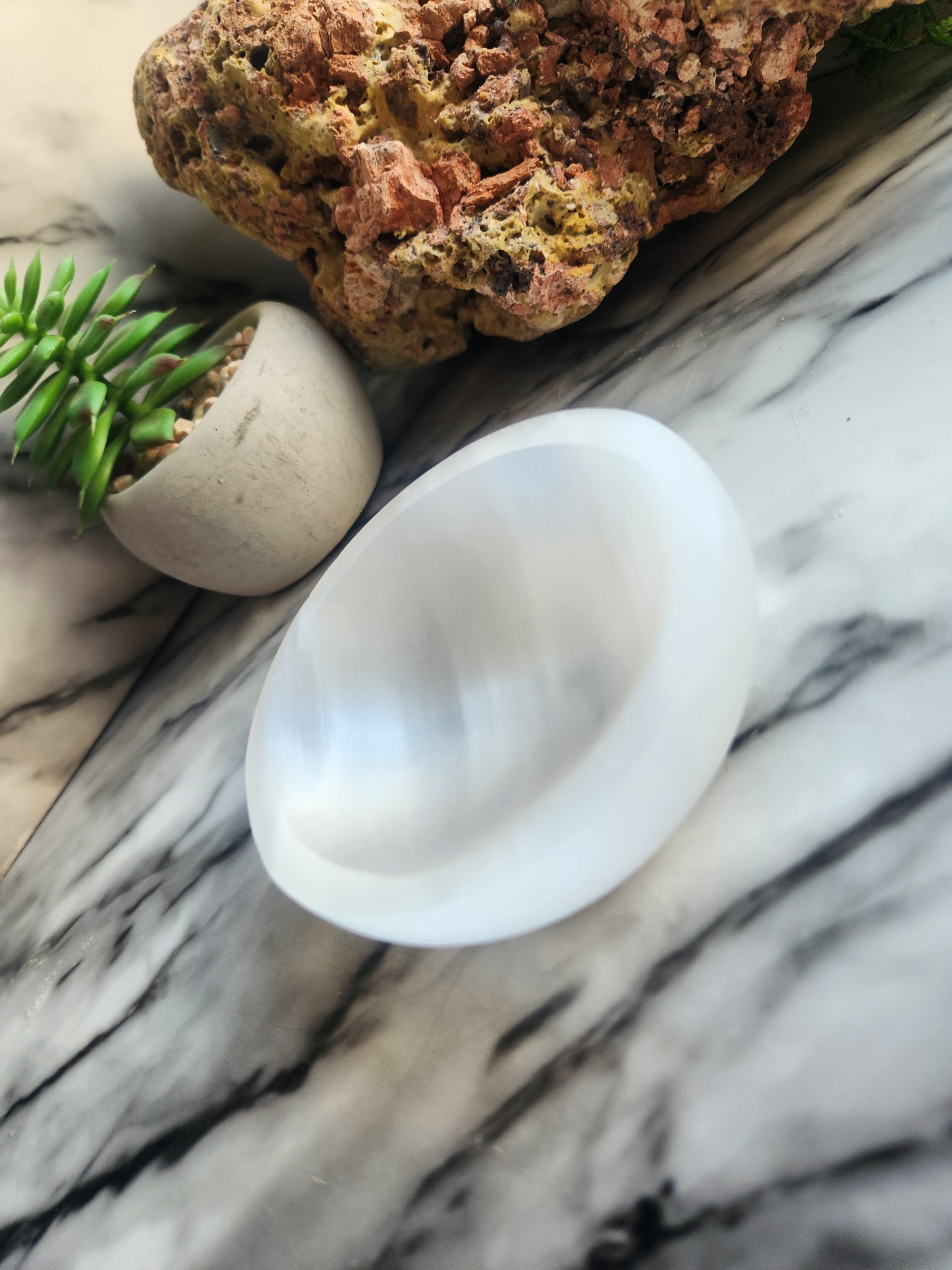 Selenite Bowl Carving