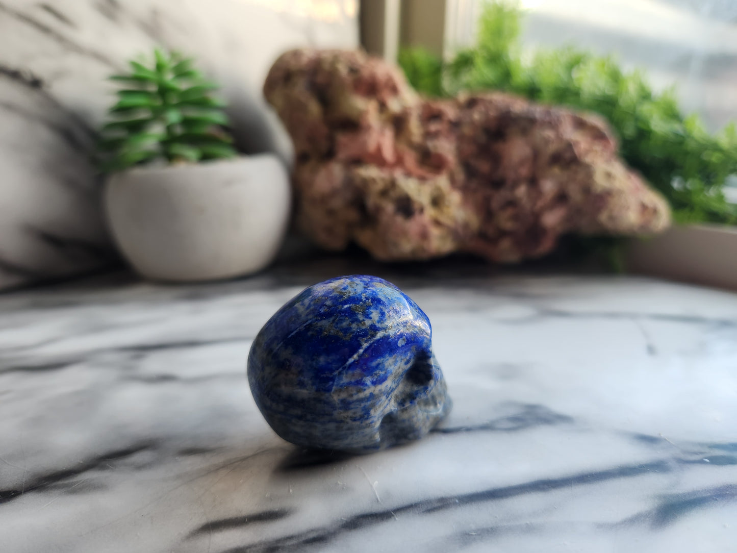 Lapislazuli Skull Carving