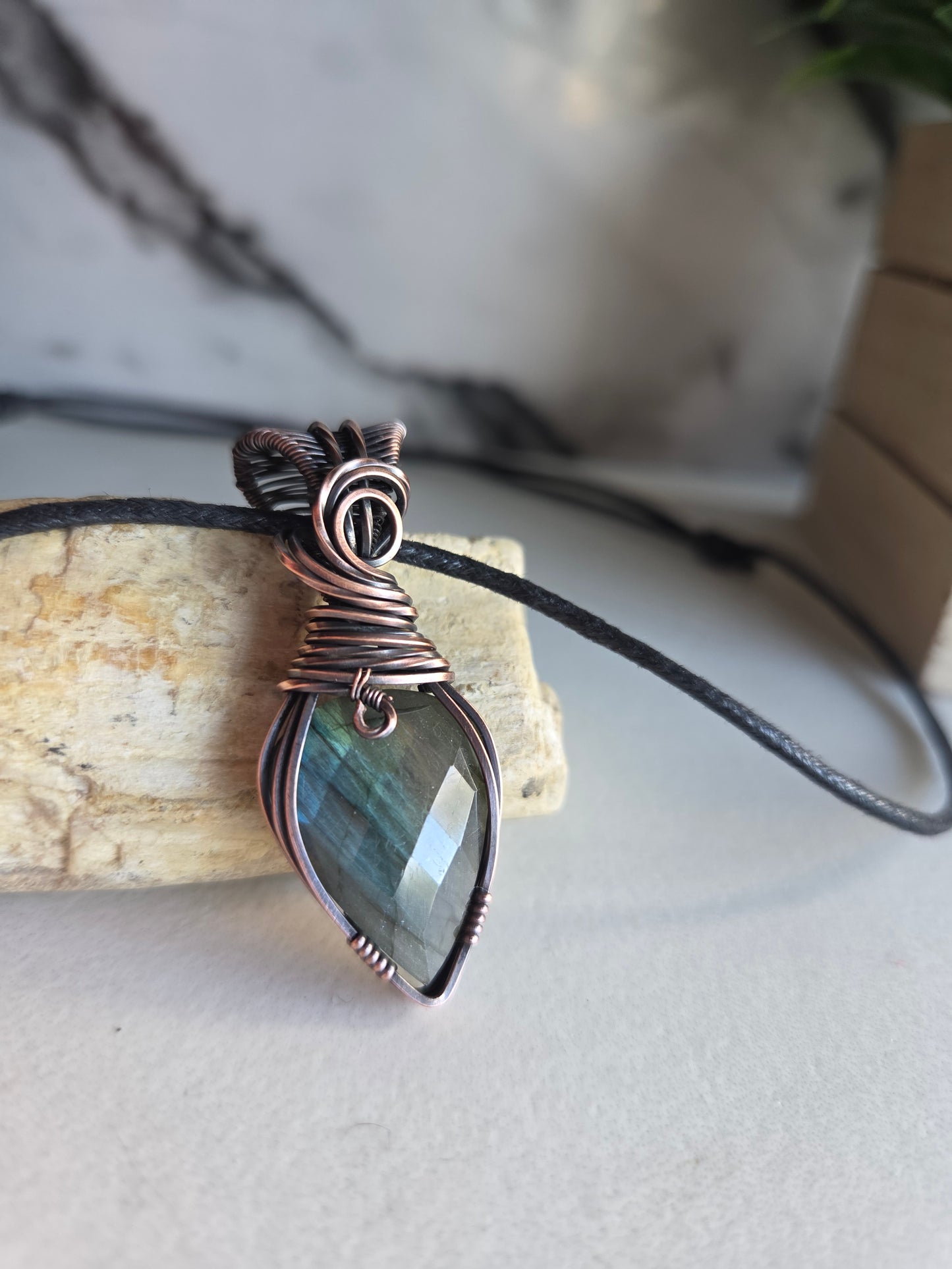 ✨ Northern Ember — Faceted Labradorite Necklace
