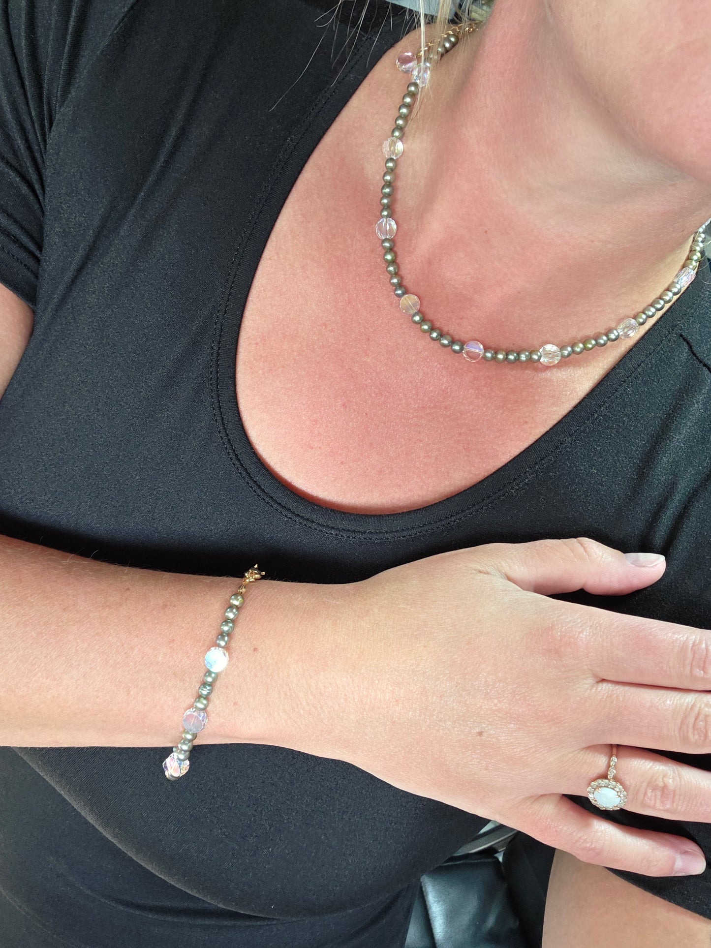 Fresh Water Pearl Necklace, Bracelet & Earring Set 🦪