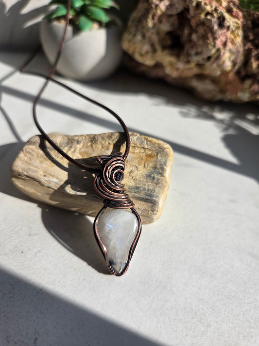 Rainbow Moonstone Necklace 🌙