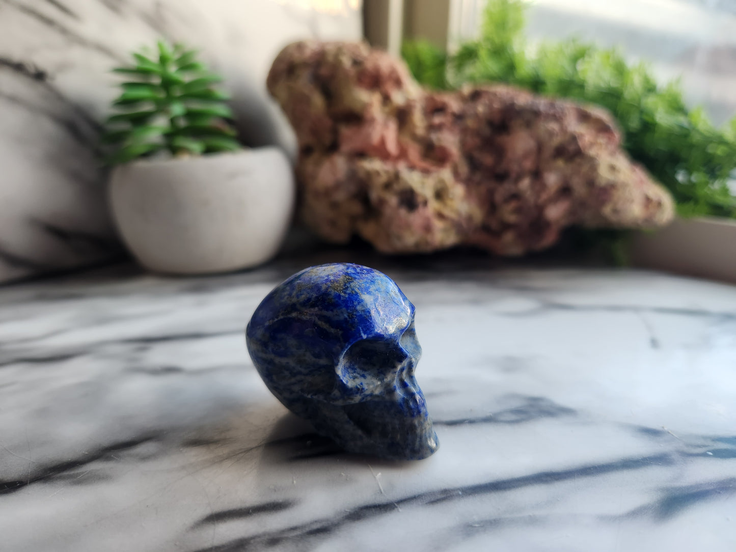 Lapislazuli Skull Carving