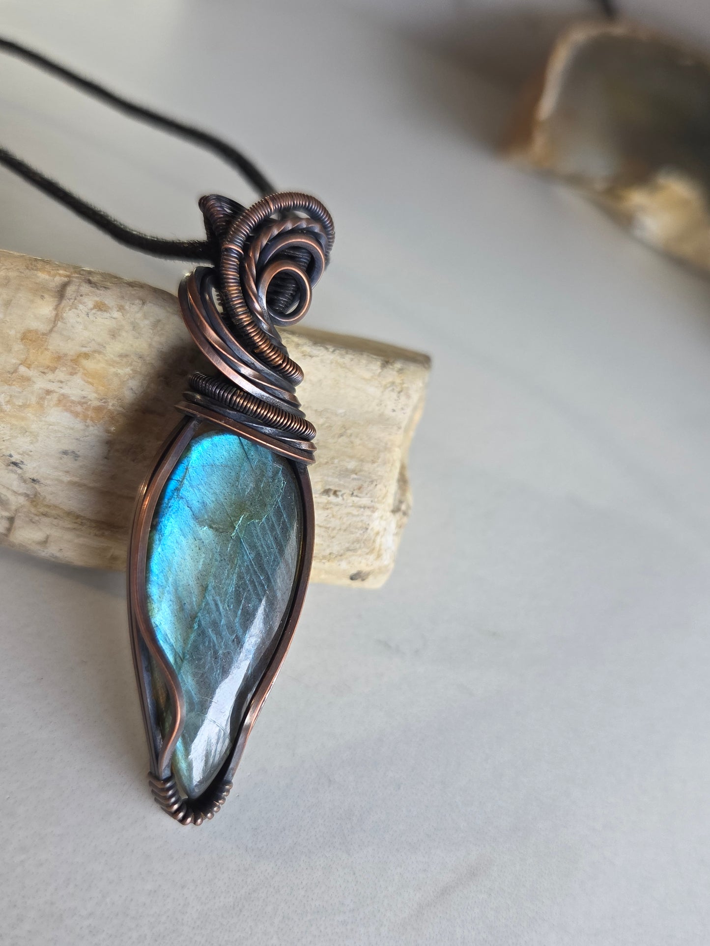 Labradorite Necklace 💙💚