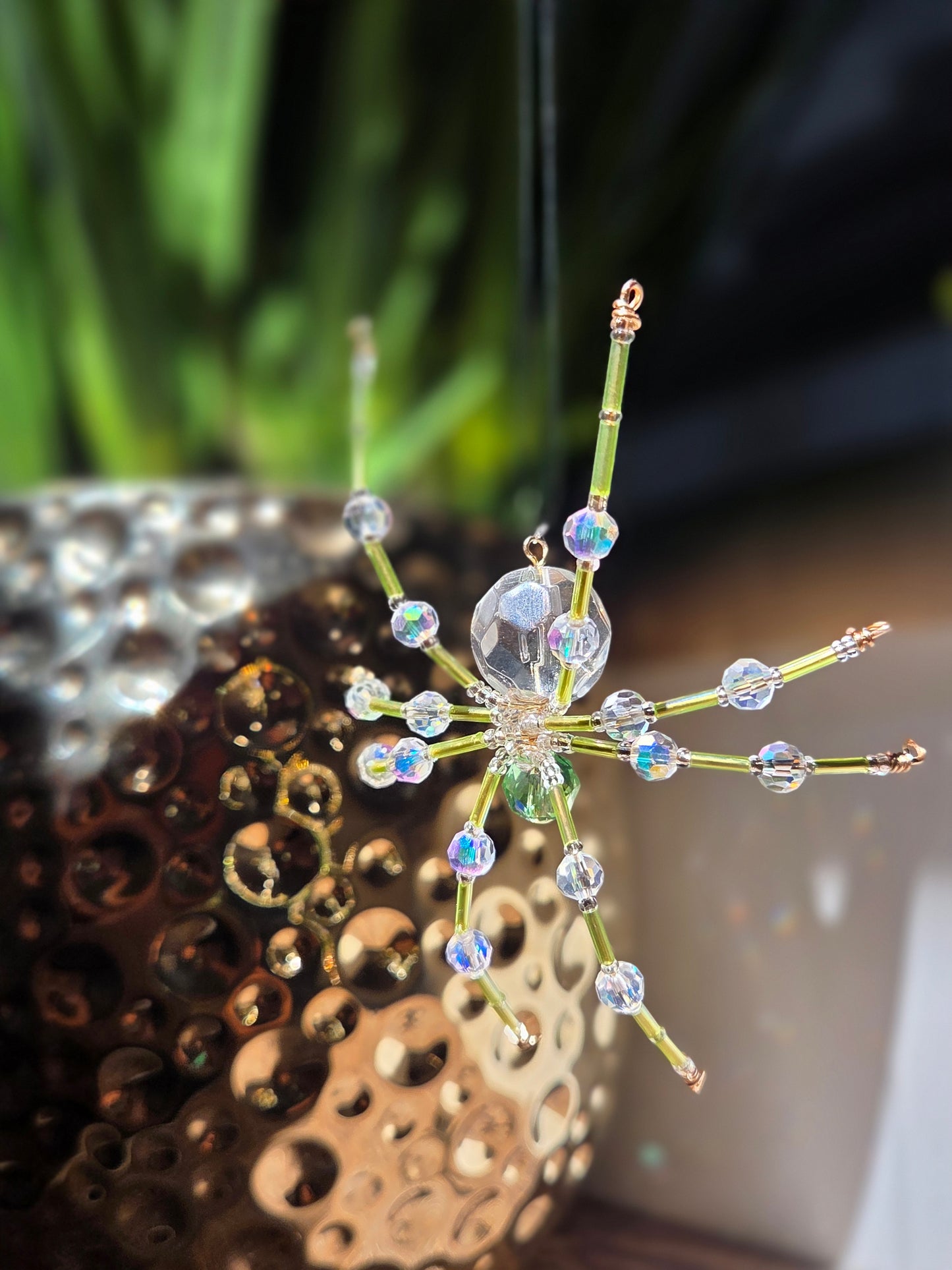 Beaded Sparkle Spider 💚 Light Green