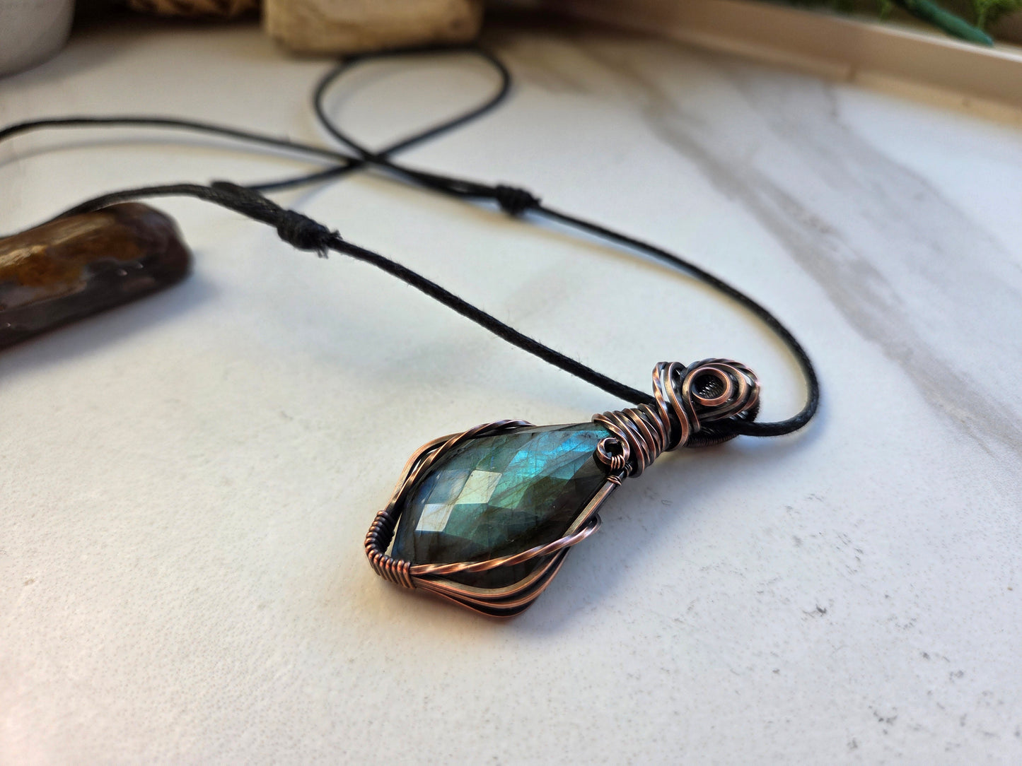 Faceted Blue Labradorite Necklace ✨️