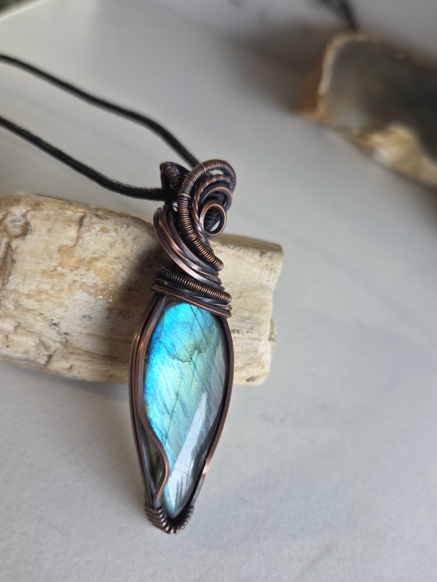 Labradorite Necklace 💙💚