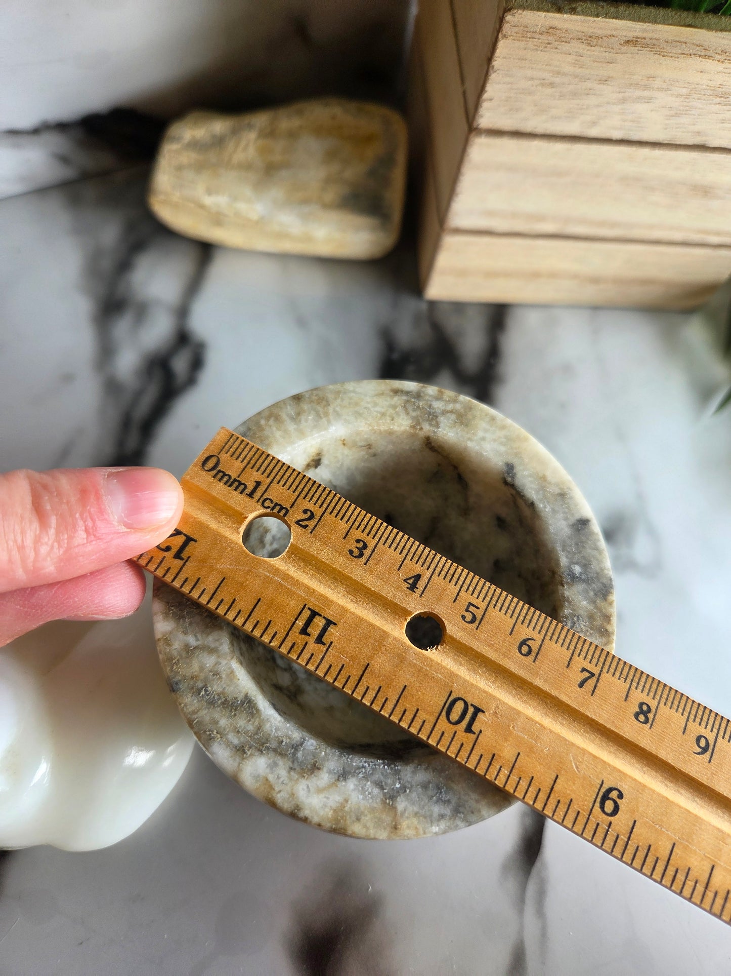 Vintage Soviet-Era White Selenite Bird Trinket Box with Original Box 🐦 (LC)
