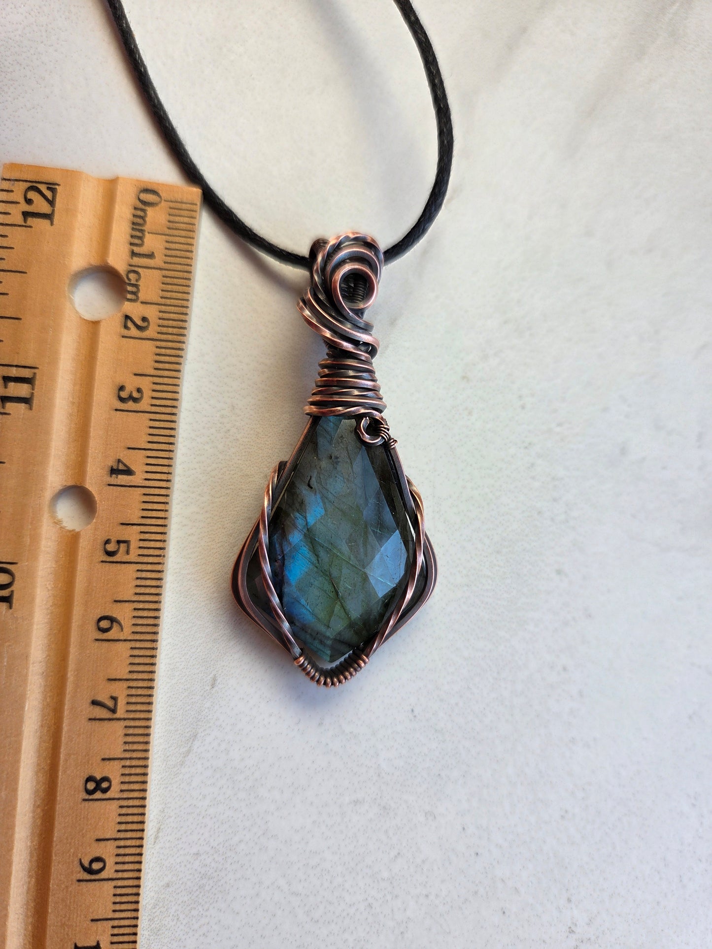 Faceted Blue Labradorite Necklace ✨️