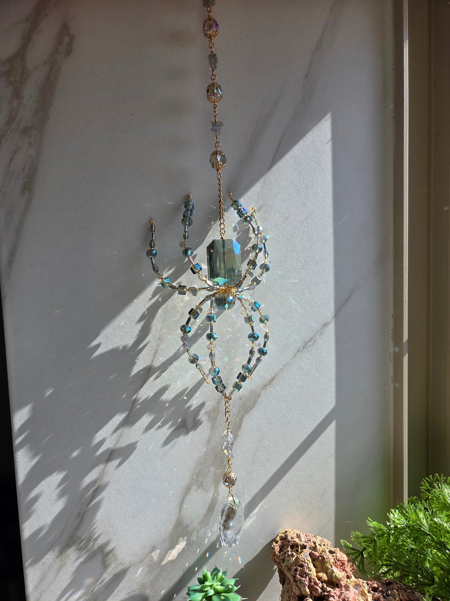 Labradorite Spider Suncatcher VOL2 💙🕷