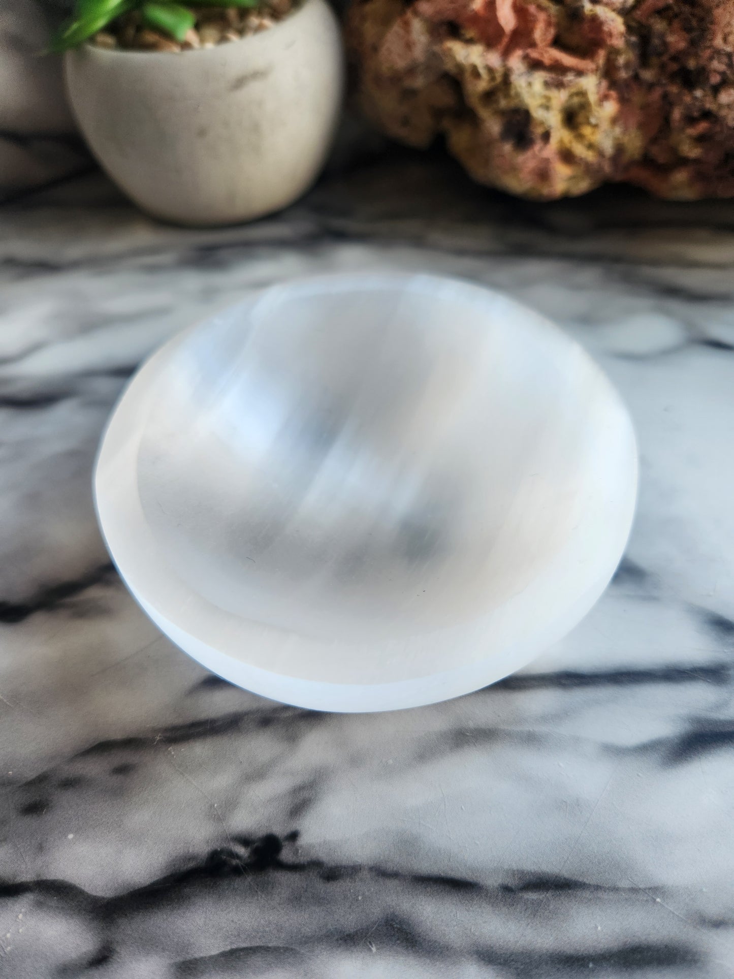 Selenite Bowl Carving