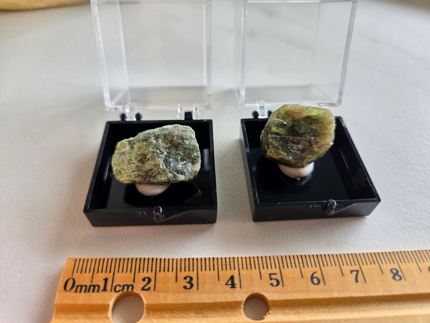 Natural Diopside Crystal Specimens 🌿