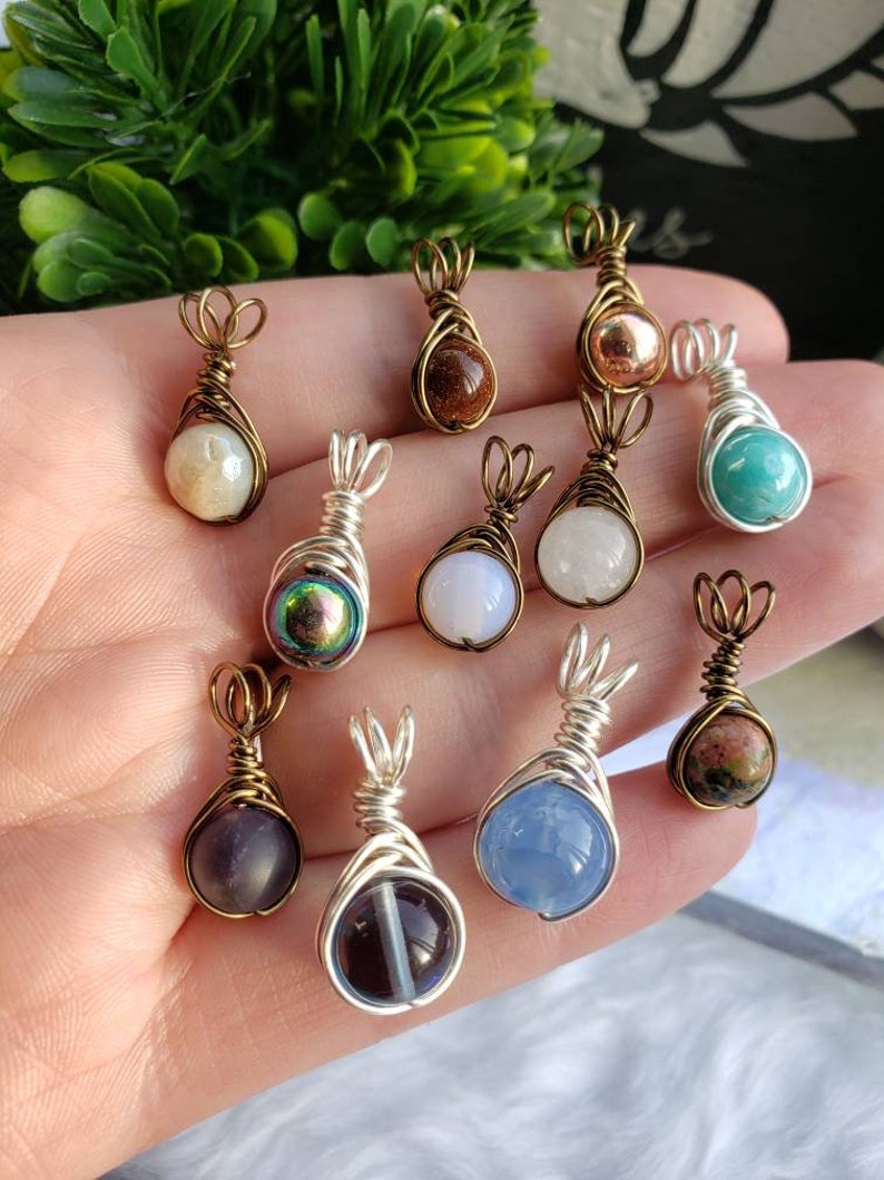 MYSTERY Mini Necklaces