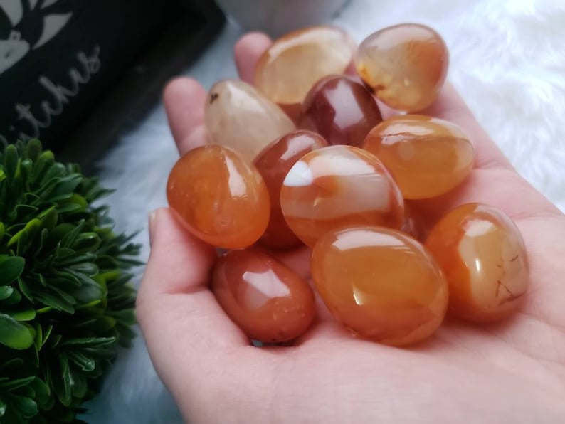 Carnelian Tumbled Stones