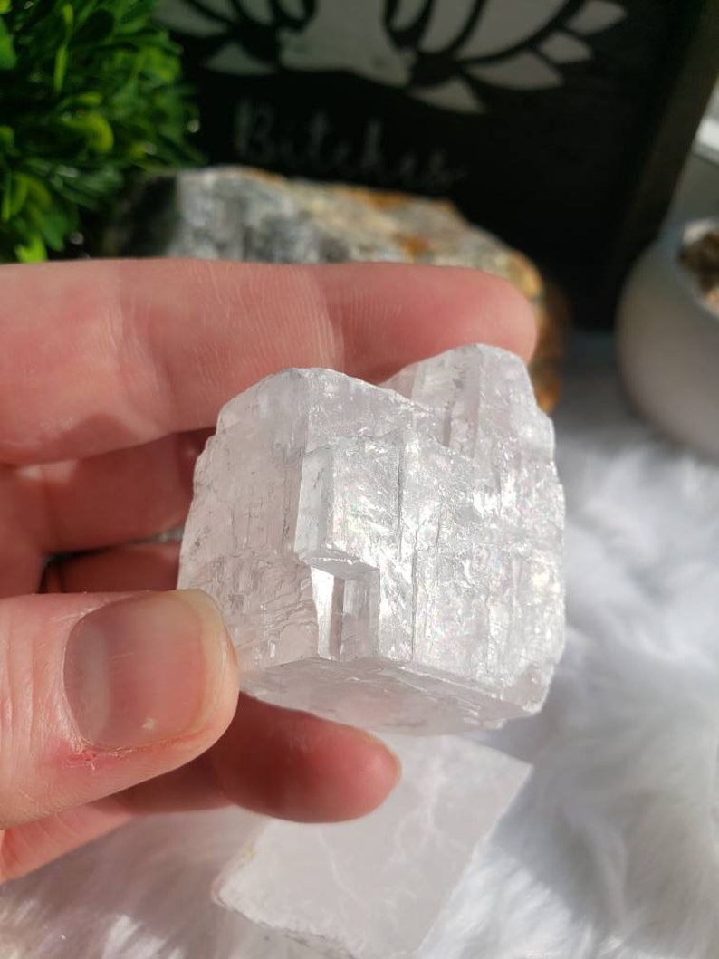 Raw White Calcite